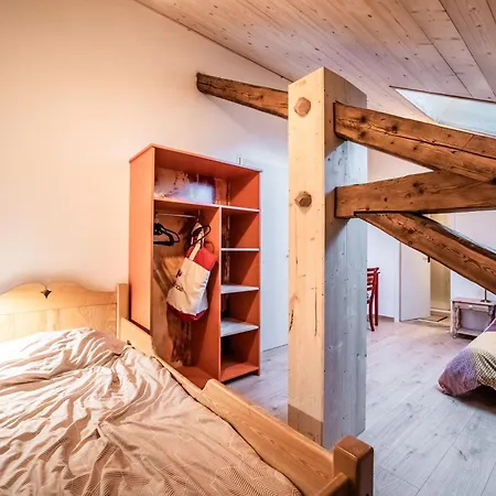 Apartment Accotinae