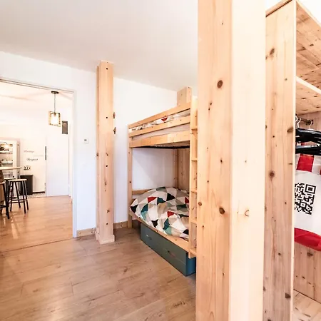 Apartment Accotinae *